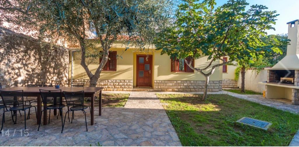 Kuca Za Odmor Sveti Filip i Jakov Exterior foto